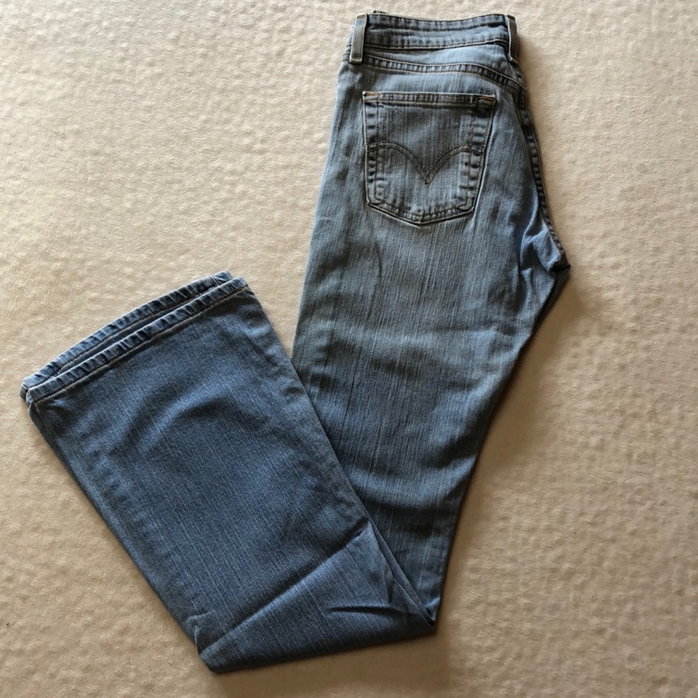 Levi jeans